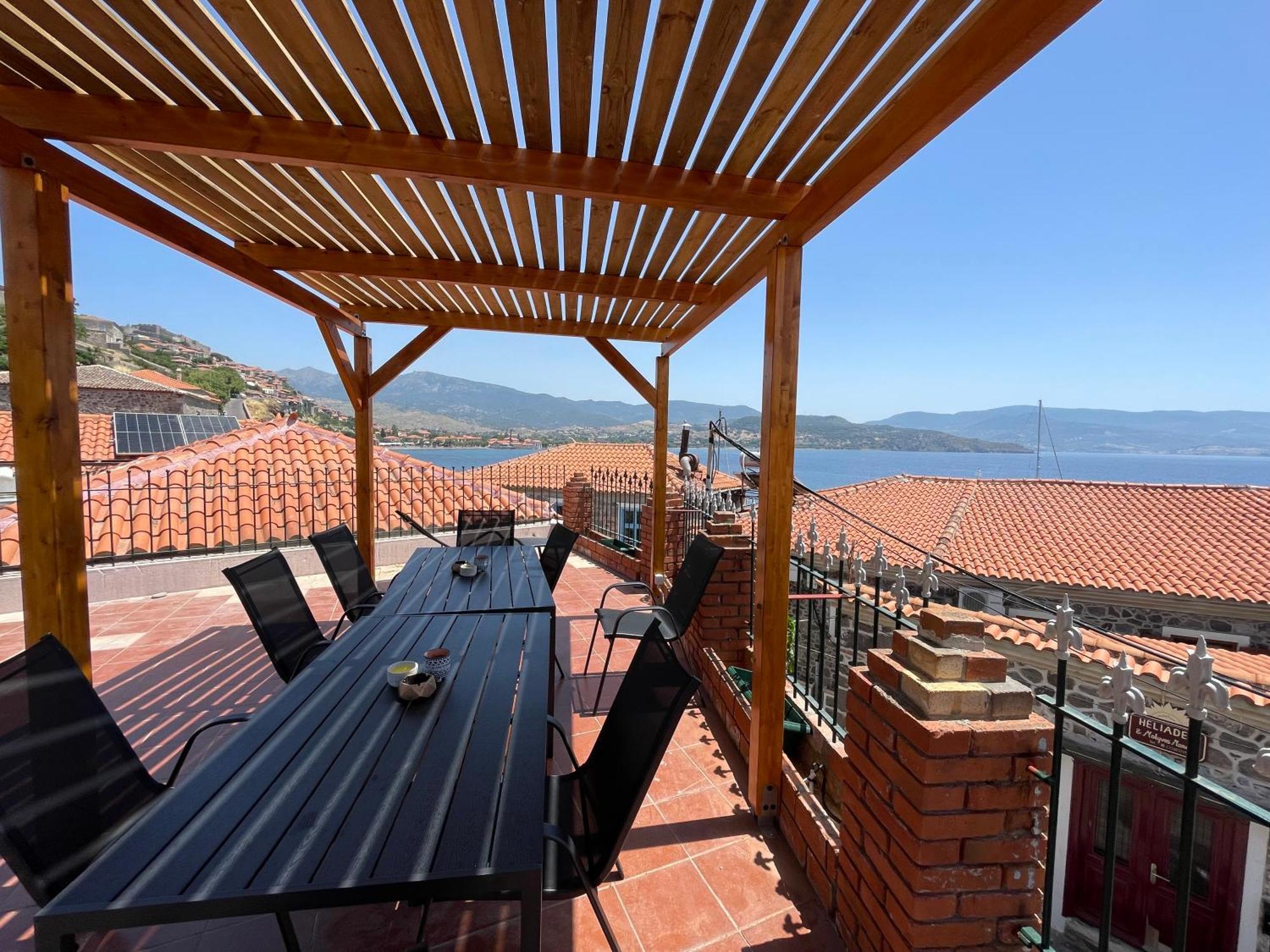 Q Apartments Molyvos Mythimna Exterior photo